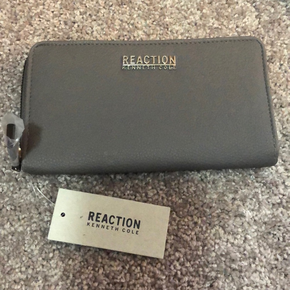 NWT Kenneth Cole Reaction wallet